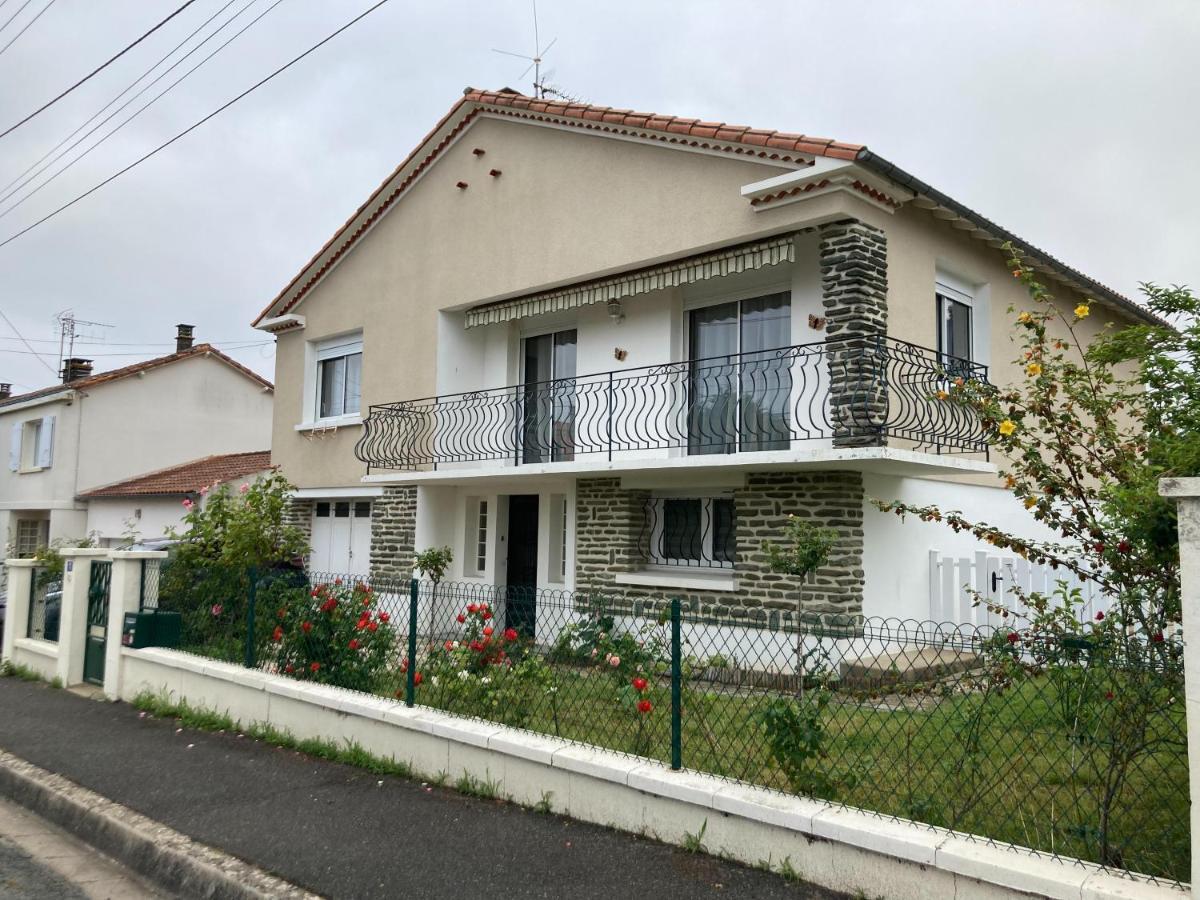 -Comme A La Maison- Jardin, Veranda, Ideal Familles Et Business Niort Eksteriør billede